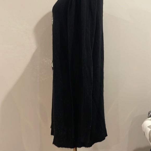 Wildfox Black sweater with Skull and Crossbones Silver Sequins - Picture 5 of 8